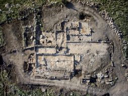 La amplia granja se ha conservado a una altura superior a los dos metros, y su estructura incluye 24 habitáculos. EFE / Griffin