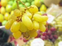 Además de las uvas, en otras partes del mundo se consumen lentejas y otros alimentos. ESPECIAL /