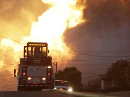 Debido a la explosión se originó un incendio que afectó a unas cuatro viviendas. AP / ARCHIVO