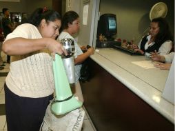 Los pignorantes echan mano de  joyas, relojes y diversos artículos para enfrentar la llamada ''cuesta de enero''. EL INFORMADOR / ARCHIVO