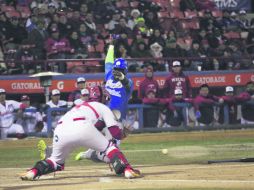 Jesús Valdez anota la carrera que puso en ventaja a los Charros. ESPECIAL / CHARROS DE JALISCO