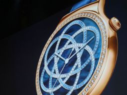 Jewel y Elegant de Huawei. Smartwatch con 68 zirconias de Swarovski. AFP / D. McNew