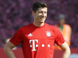 El polaco recibe su primera distinción del año. AFP / K. Jaafar