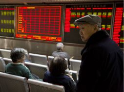 En esta semana, el mercado chino tuvo que cerrar sus bolsas anticipadamente en dos ocasiones. AP / N. Guan