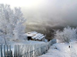 Meterológos advierten que el martes una ventisca sacudirá la capital rusa, por lo que se pronostica un descenso mayor de temperatura. AFP / ARCHIVO
