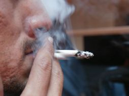 Autoridades piden respetar las áreas destinadas a los fumadores en sitios públicos. EL INFORMADOR / ARCHIVO