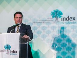 El gobernador, durante la toma de protesta del nuevo presidente de la Index. TWITTER / @AristotelesSD