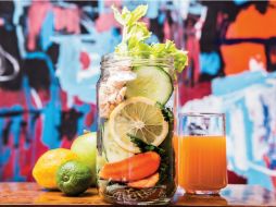 Dentro del proceso es importante incorporar extractos de frutas y verduras para complementar los desayunos. SUN / ARCHIVO