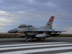 Los combates se intensificaron desde que el EI empendiera una ofensiva para controlar los puertos petroleros de Sidra y Ras Lanuf. ESPECIAL /