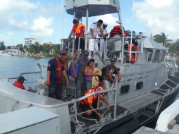 Algunos cubanos salen de la isla en botes artesanales en viajes directos a Miami, por un camino peligroso a través del Caribe. NTX / ARCHIVO