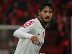 Señalan que Alexandre Pato ya habló con Willian y Amelia, en los Blues. AFP / ARCHIVO