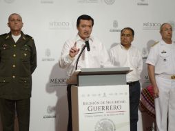 Osorio Chong reitera el compromiso federal con Guerrero después de la reunión entre el Gabinete y el Estado. SUN / RCC