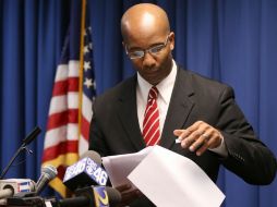 El fiscal del distrito Robert James (foto), concluye tras las investigaciones que había evidencia para acusar al policía. AP / B. Gray