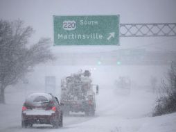 Así lucen las carreteras en Virginia debido a la nieve. AP / E. Yoon