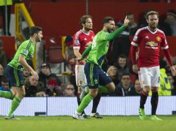 Charlie Austin celebra luego de su anotación. AP / J. Super
