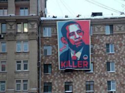 La prensa rusa señaló que la acción fue realizada por el grupo artístico 'Glavplakat'. TWITTER /