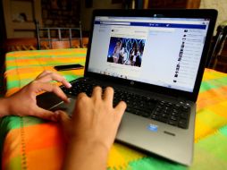 La red social tuvo un promedio de mil 40 millones de usuarios activos diarios durante el mes de diciembre del 2015. EL INFORMADOR / ARCHIVO