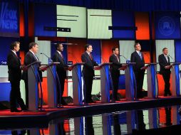 Siete de los principales candidatos debate cuatro días antes de las primarias en Iowa. AFP / S. Olson