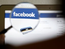 Facebook colocó un sistema que le permitá revisar y remover contenido que viole los términos de servicio. EFE / ARCHIVO