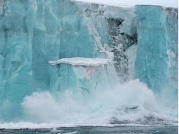 El deshielo ártico provocaría veranos más cálidos, por lo que los inviernos serían más extremos. TWITTER / @HacesMas