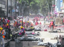 Los trabajos en la ampliación del túnel de Hidalgo se observan intensos. Decenas de obreros laboran sin parar. EL INFORMADOR / A. Hinojosa