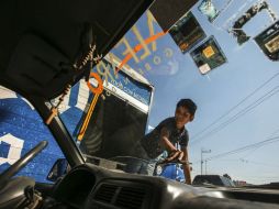 Federalismo y Circunvalación. Uno de los puntos preferidos por los limpiaparabrisas. EL INFORMADOR / A. García