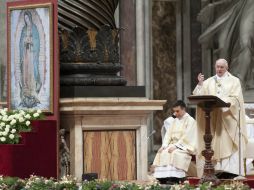 La Virgen de Guadalupe, explica el Papa, es ''la de una madre que cobija, que cuida, con la tez de su pueblo''. NTX / ARCHIVO