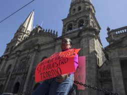 Alfaro asegura que no se quitarán los tianguis y explicó que sólo se buscará reordenarlos bajo el principio de banquetas libres. EL INFORMADOR / R. Tamayo