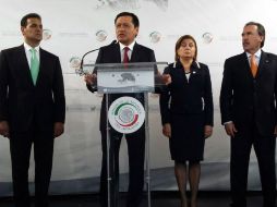 Tras comparecer en el Senado, el secretario explica que el órgano legislativo no tiene atribuciones para investigarlos. SUN / C. Mejía