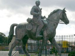 Estatua Ecuestre de Franco en el Ferrol. ESPECIAL /