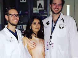 'Tenía que ser trasladada a la sala de emergencias por una lesión menor en la cabeza', escribe la actriz. INSTAGRAM / salmahayek