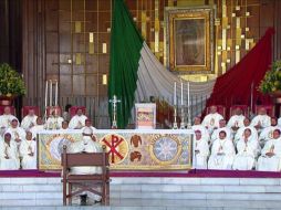 El máximo líder católico dedicó unos minutos en silencio a la Virgen de Guadalupe, después de terminar su homilía. TWITTER / @ConElPapa