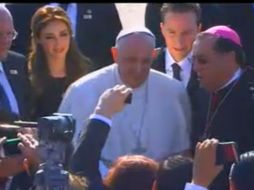 Francisco fue recibido por el gobernador, Manuel Velasco. ESPECIAL / http://papafranciscoenchiapas.org/