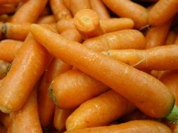 Se trabaja desde hace tiempo con esta investigación con el bagazo de carambola, zanahoria y el residuo del jugo de piña. EL INFORMADOR / ARCHIVO