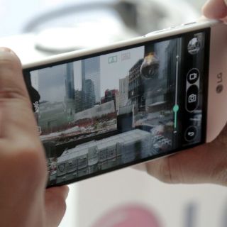 LG presenta el futuro de los 'smartphones' con su nuevo G5