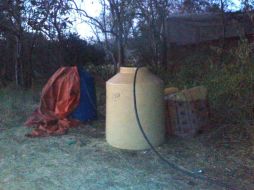 Personal de Pemex fue quien se encargó de cerrar la toma y asegurar las cisternas. ESPECIAL / Fiscalía