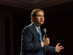 Analistas coinciden en que Rubio puede ser el aspirante republicano más beneficiado con la retirada de Bush. AFP / D. Calvert
