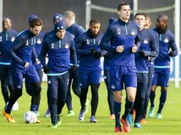 Cocu considera a Guardado como un ejemplo que tiene efecto sobre los demás. EFE / J. Lampen