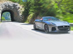 Poder. Bajo el cofre esconde un fantástico V8 de 575 caballos de fuerza y 516 libras-pie de torque. ESPECIAL / Cortesía jaguar