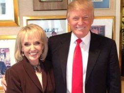 Refirió que durante años ha pedido al Gobierno federal que vuelva segura la frontera y que ahora se puede elegir a Trump para ello. TWITTER / @GovBrewer