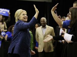 Hillary Clinton escribió en Twitter un agradecimiento a sus seguidores tras el cierre en el estado. AP / D. Goldman