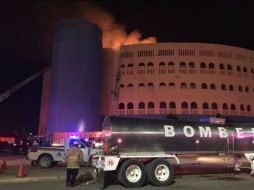 La directiva del lugar destacó que asistentes y personal fueron evacuados a tiempo por el equipo de seguridad y Protección civil. TWITTER / @PoliciaTorreon