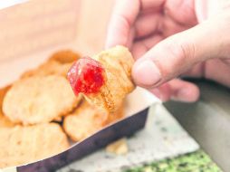 Ante la falta de descanso, el cuerpo envía señales que hace a los individuos sentir la necesidad de ingerir comida grasosa.  /