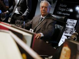 El Nobel de Literatura también señaló que el periodismo es una actividad que le entusiasma. EFE / S. Berrenechea