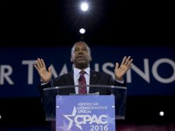 Carson afirma que trabajará en un proyecto para alentar a los votantes que tienen valores religiosos a participar elecciones. AP / C. Kaster