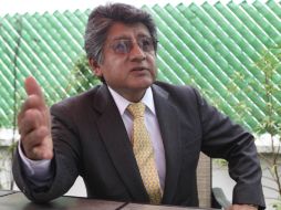 El líder del PRD en San Lázaro afirma que es importante sancionar a los responsables de violaciones de derechos humanos. SUN / ARCHIVO