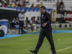 Daniel Guzmán es castigado tras protestar constantemente las decisiones del arbitraje. EL INFORMADOR / ARCHIVO