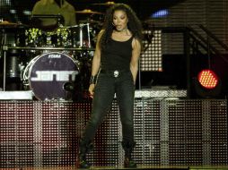 Las 20 fechas de su gira 'Unbreakable' fueron retiradas de su sitio oficial así como de Ticketmaster. AP / ARCHIVO