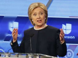 Un 56 por ciento de los electores dijo confiar más en Clinton para manejar el tema migratorio. AP / W. Lee