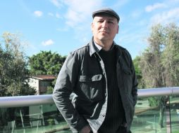 En la institución académica Rafael Lara aporta sus conocimientos sobre el entorno que rodea a la industria del Séptimo Arte. EL INFORMADOR / K. Gómez